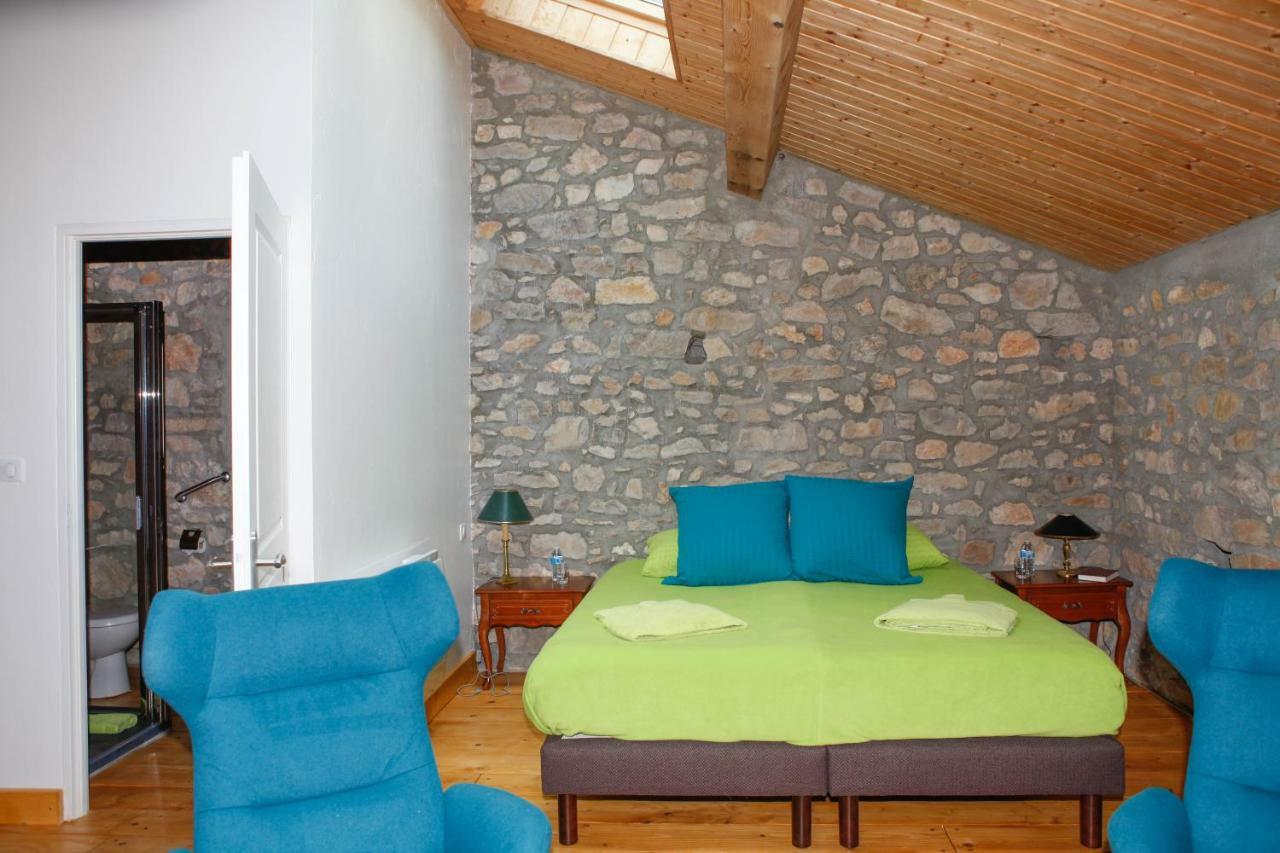 Moulin D'Entre Les Roches Bed and Breakfast Puivert Εξωτερικό φωτογραφία